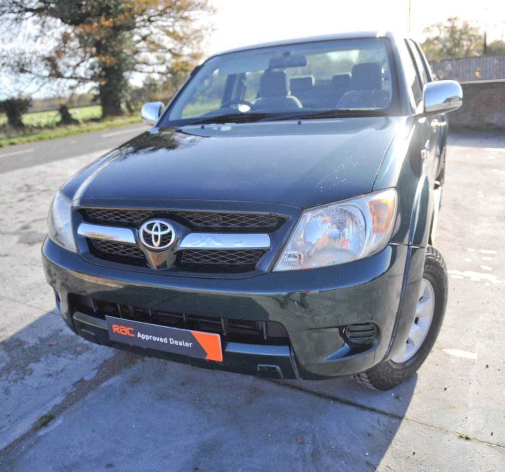 Used Toyota Hilux 2006 for sale - 76569975: Photo 2