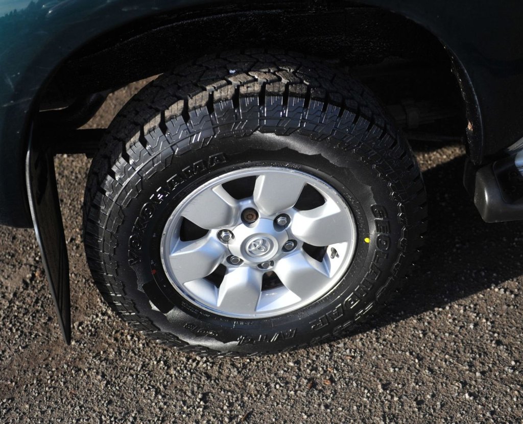 Used Toyota Hilux 2006 for sale - 76569975: Photo 8