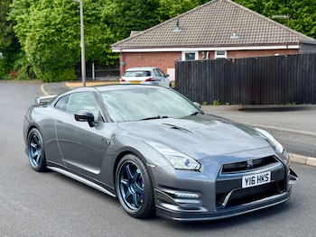 Used Nissan GT-R 2010 for sale - 78729018: Photo