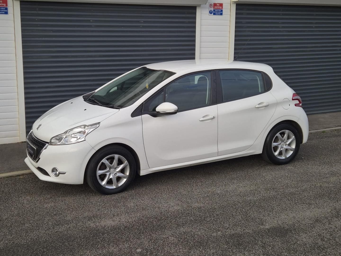 Used Peugeot 208 2013 for sale - 77025304: Photo 7