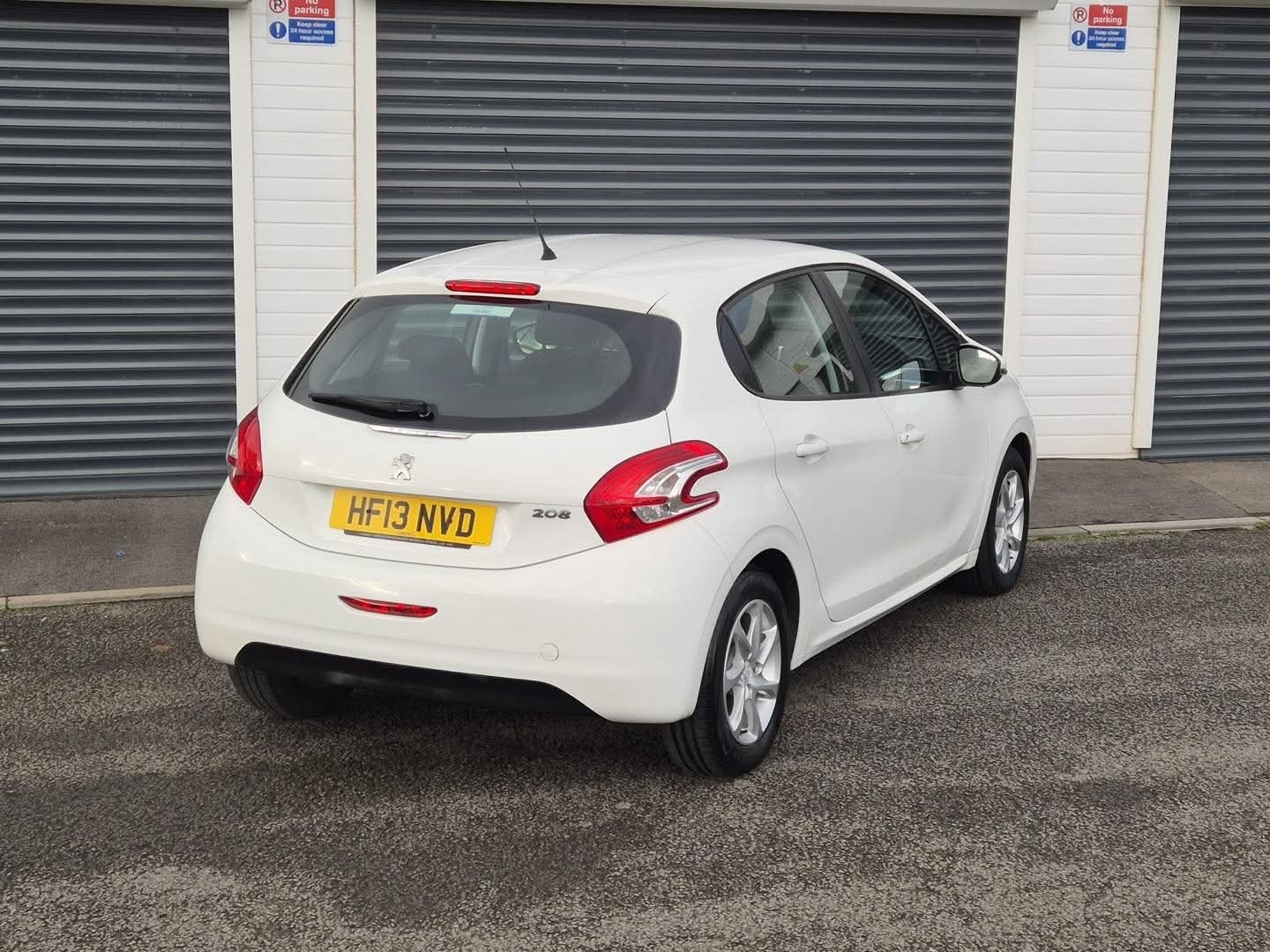 Used Peugeot 208 2013 for sale - 77025304: Photo 9