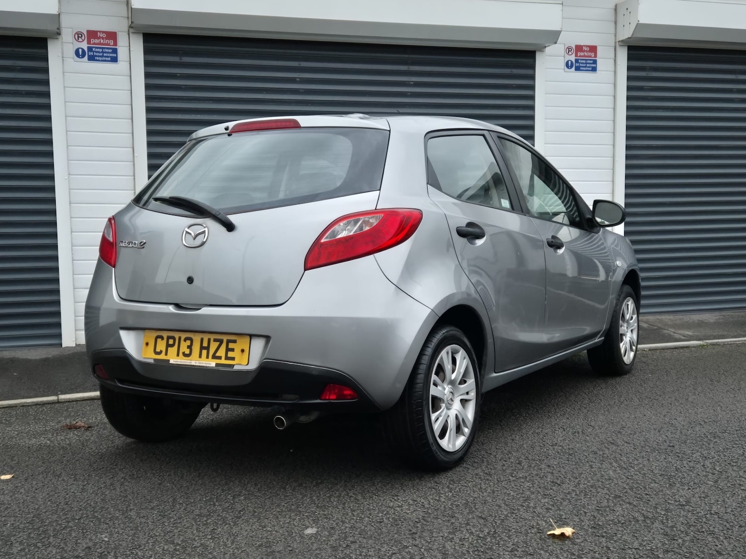Used Mazda Mazda2 2013 for sale - 76426799: Photo 10