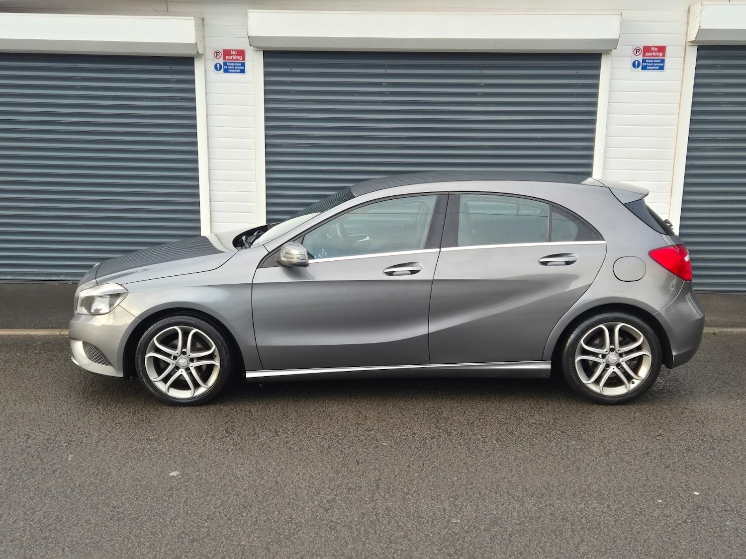 Used Mercedes-Benz A-Class 2014 for sale - 76782776: Photo 6