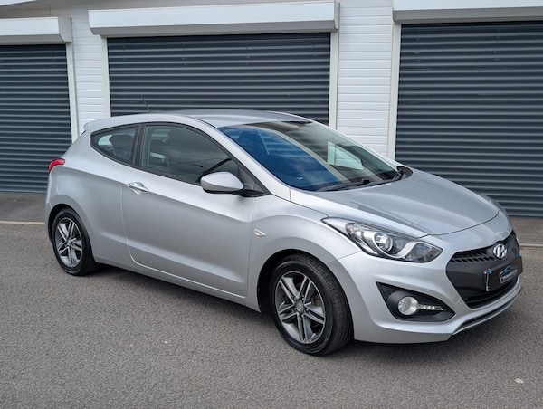 Used Hyundai i30 2013 for sale - 74457279: Photo 2