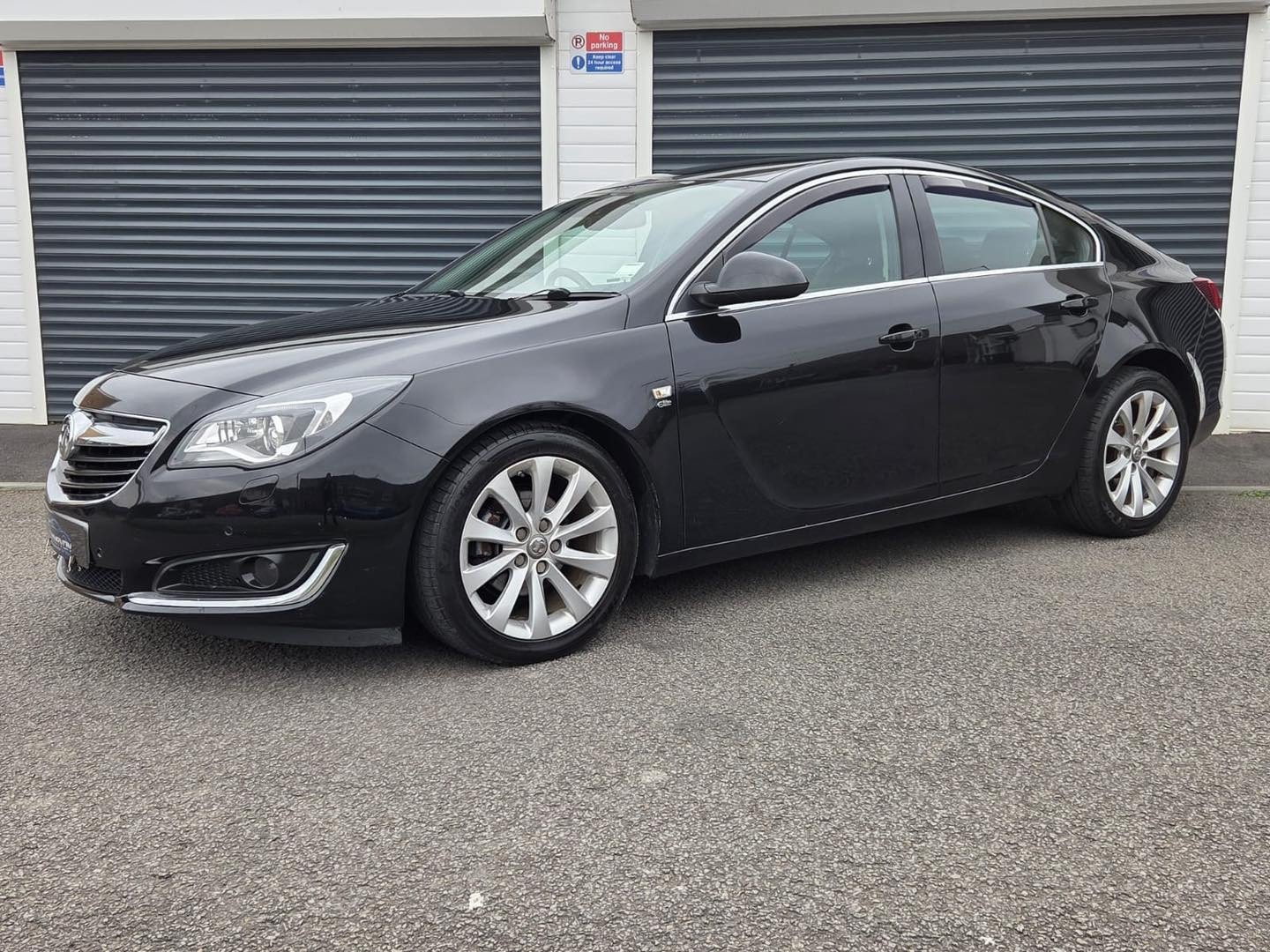 Used Vauxhall Insignia 2017 for sale - 78042251: Photo 4