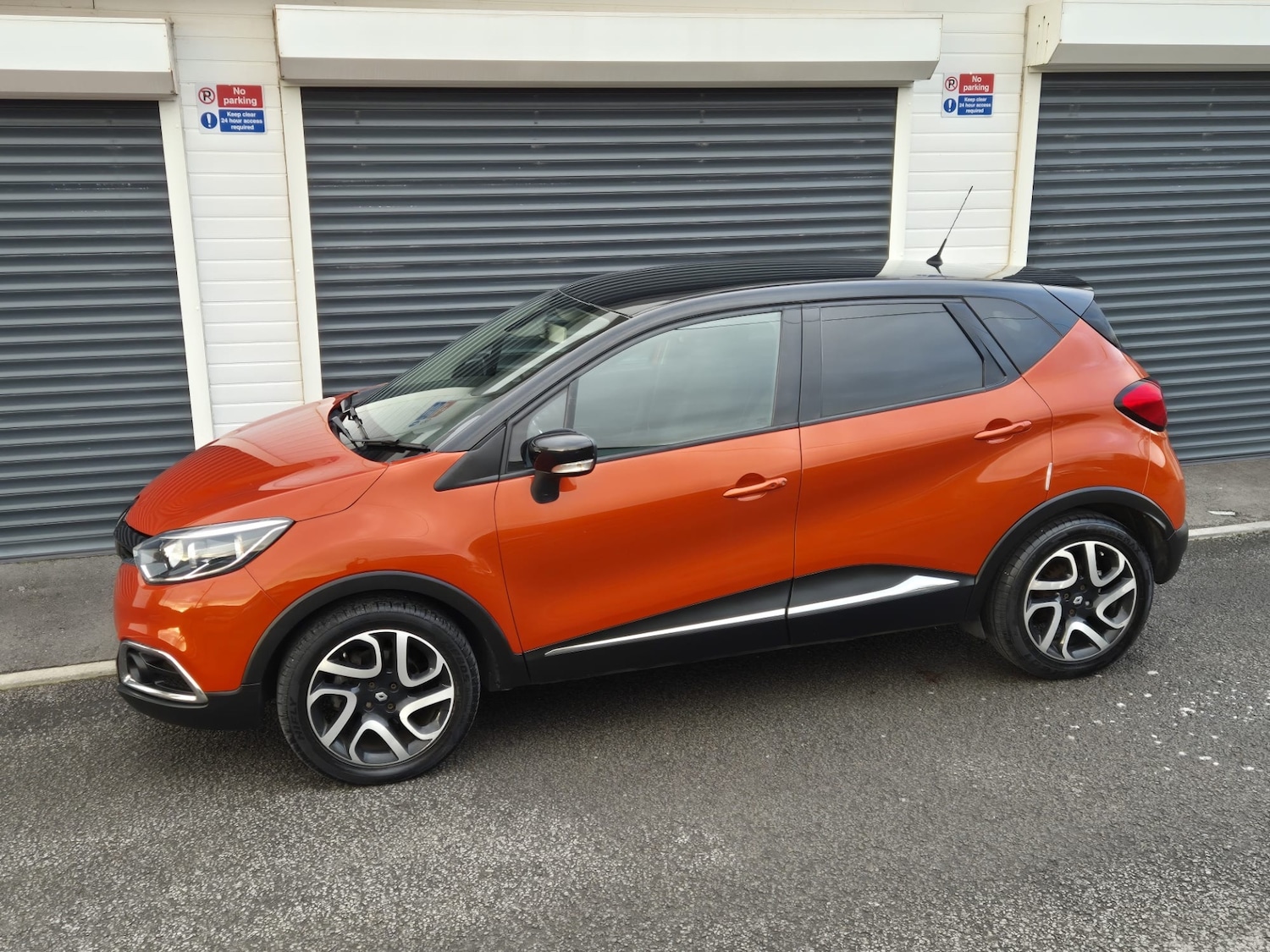 Used Renault Captur 2015 for sale - 77356981: Photo 8
