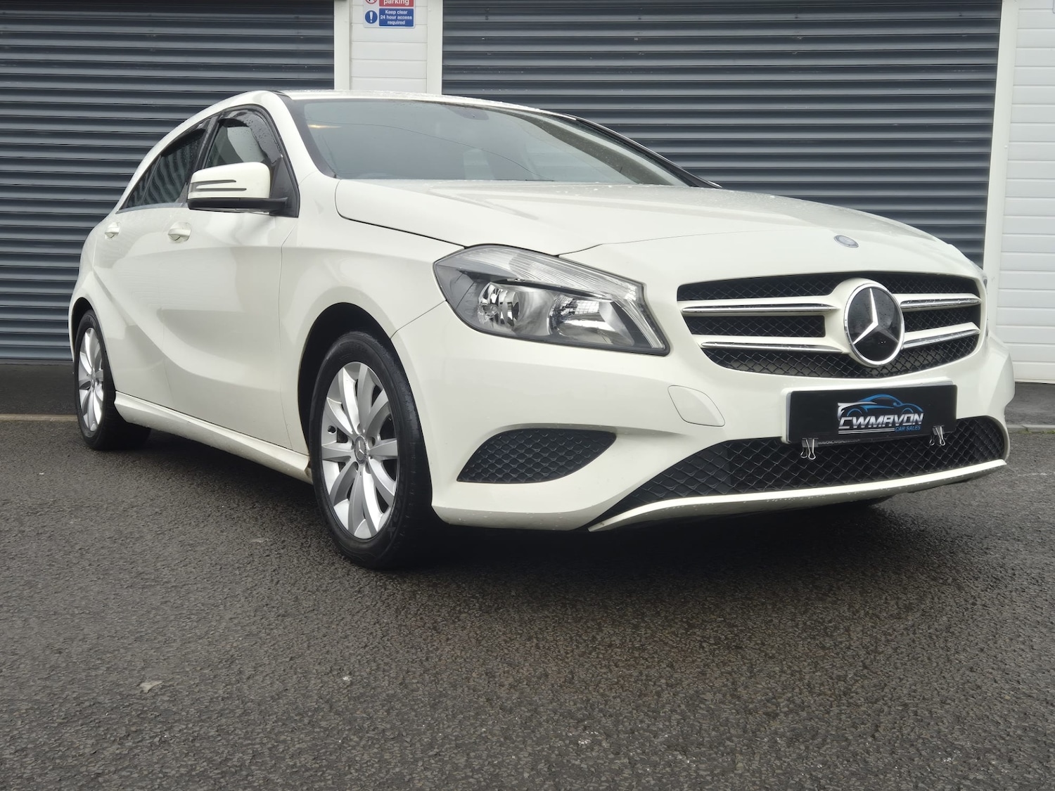 Used Mercedes-Benz A-Class 2015 for sale - 77151359: Photo 2