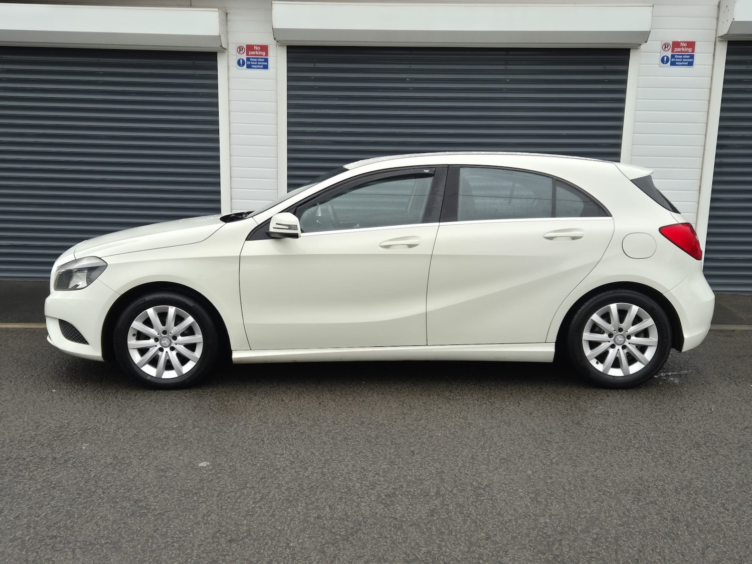 Used Mercedes-Benz A-Class 2015 for sale - 77151359: Photo 8