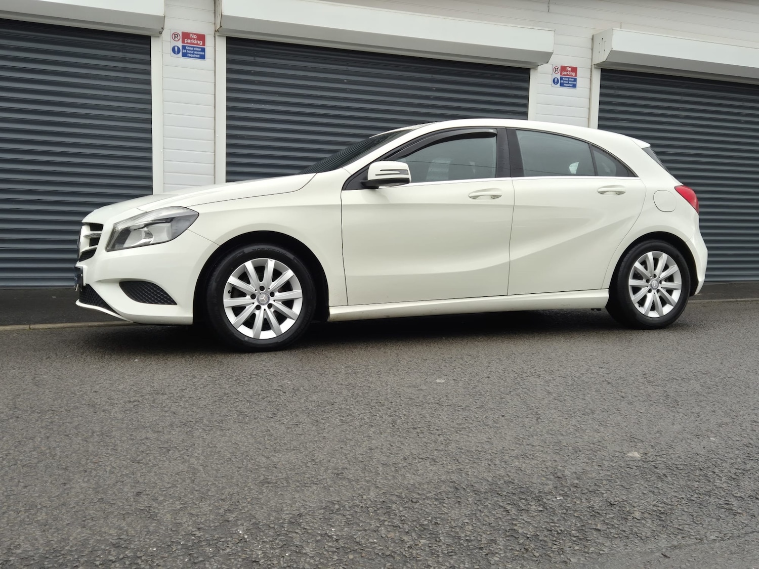 Used Mercedes-Benz A-Class 2015 for sale - 77151359: Photo 9