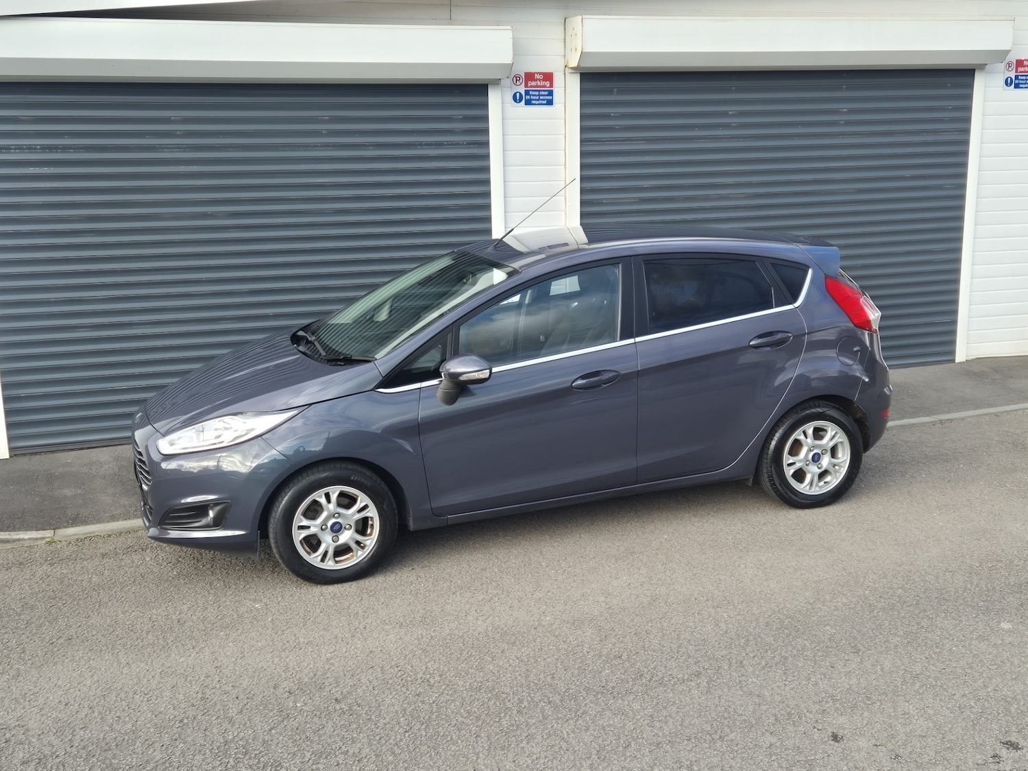 Used Ford Fiesta 2014 for sale - 77435870: Photo 8