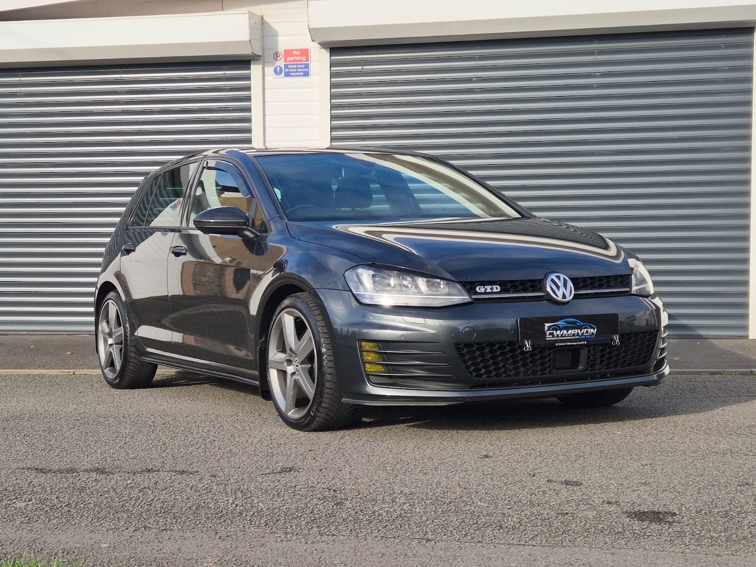 Used Volkswagen Golf 2015 for sale - 76618552: Photo 1