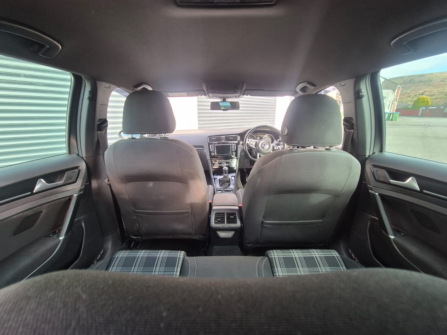 Used Volkswagen Golf 2015 for sale - 76618552: Photo 11