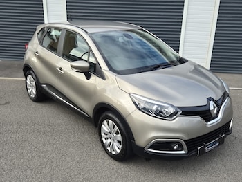 Used Renault Captur 2013 for sale - 76117218: Photo 2