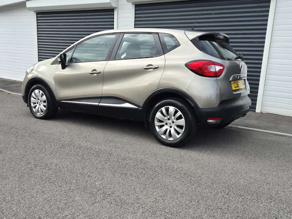 Used Renault Captur 2013 for sale - 76117218: Photo 5