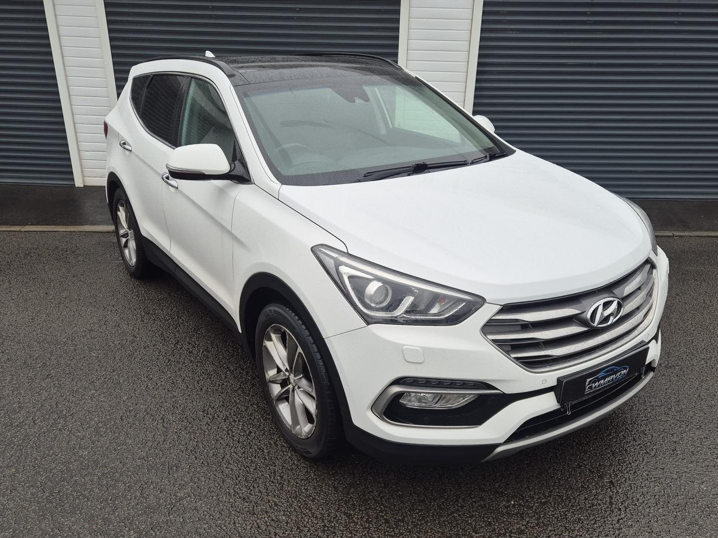 Used Hyundai Santa Fe 2016 for sale - 78001558: Photo 1