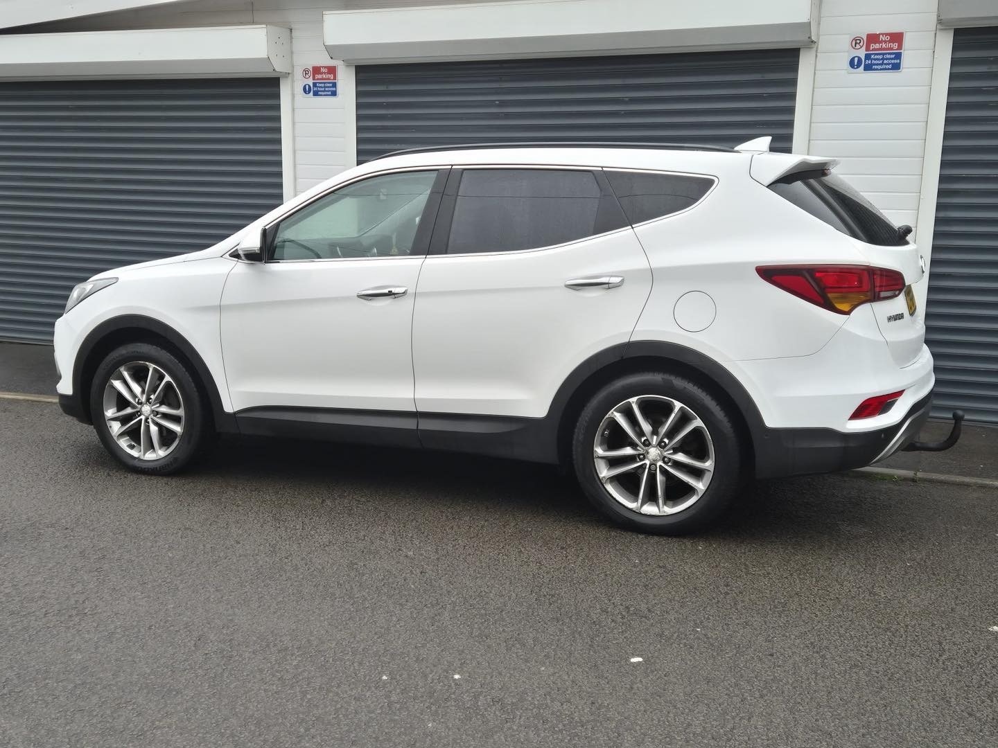 Used Hyundai Santa Fe 2016 for sale - 78001558: Photo 9
