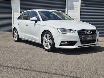Used Audi A3 2014 for sale - 76037968: Photo 2