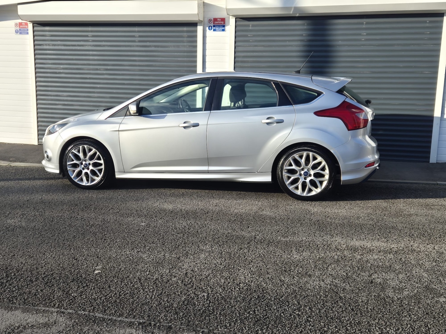 Used Ford Focus 2013 for sale - 77248038: Photo 9