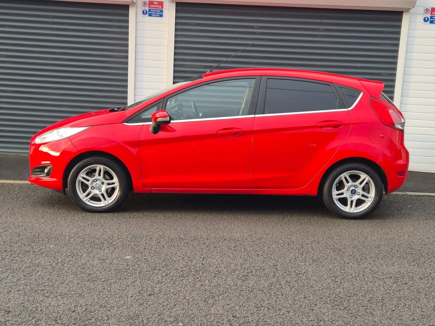 Used Ford Fiesta 2013 for sale - 77211136: Photo 9