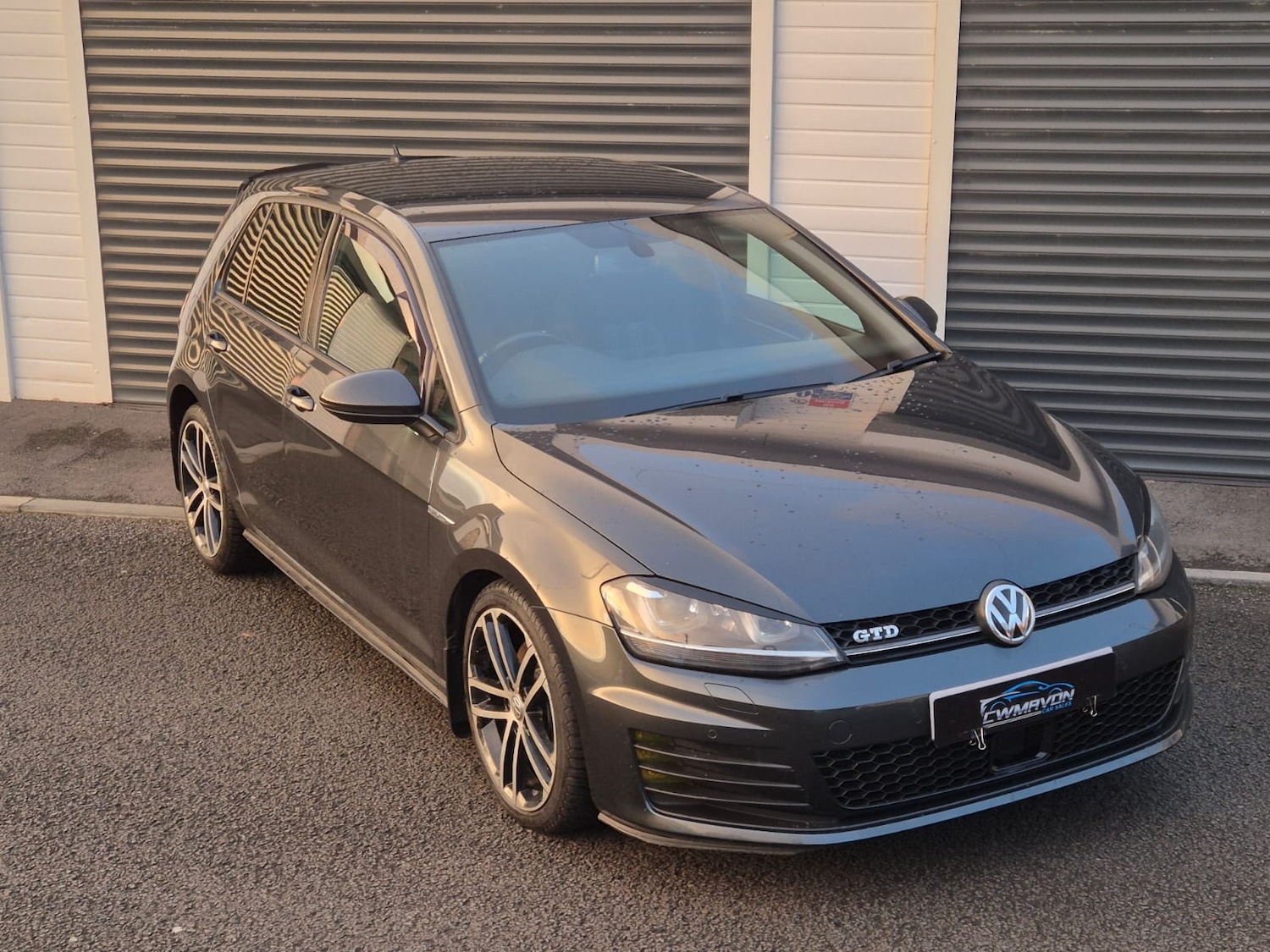 Used Volkswagen Golf 2015 for sale - 77260890: Photo 3