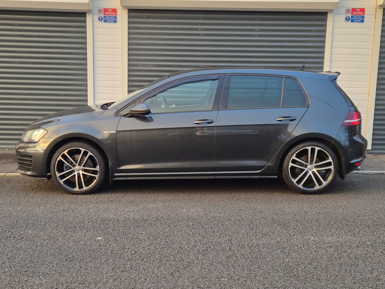 Used Volkswagen Golf 2015 for sale - 77260890: Photo 7