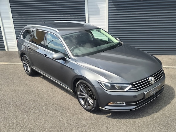 Used Volkswagen Passat 2016 for sale - 75077117: Photo 1