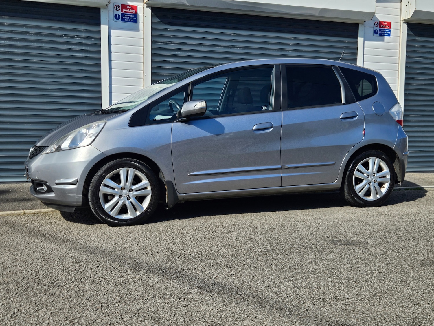 Used Honda Jazz 2011 for sale - 77932685: Photo 9