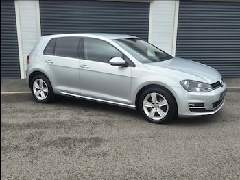Used Volkswagen Golf 2016 for sale - 75396523: Photo