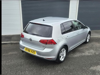 Used Volkswagen Golf 2016 for sale - 75396523: Photo