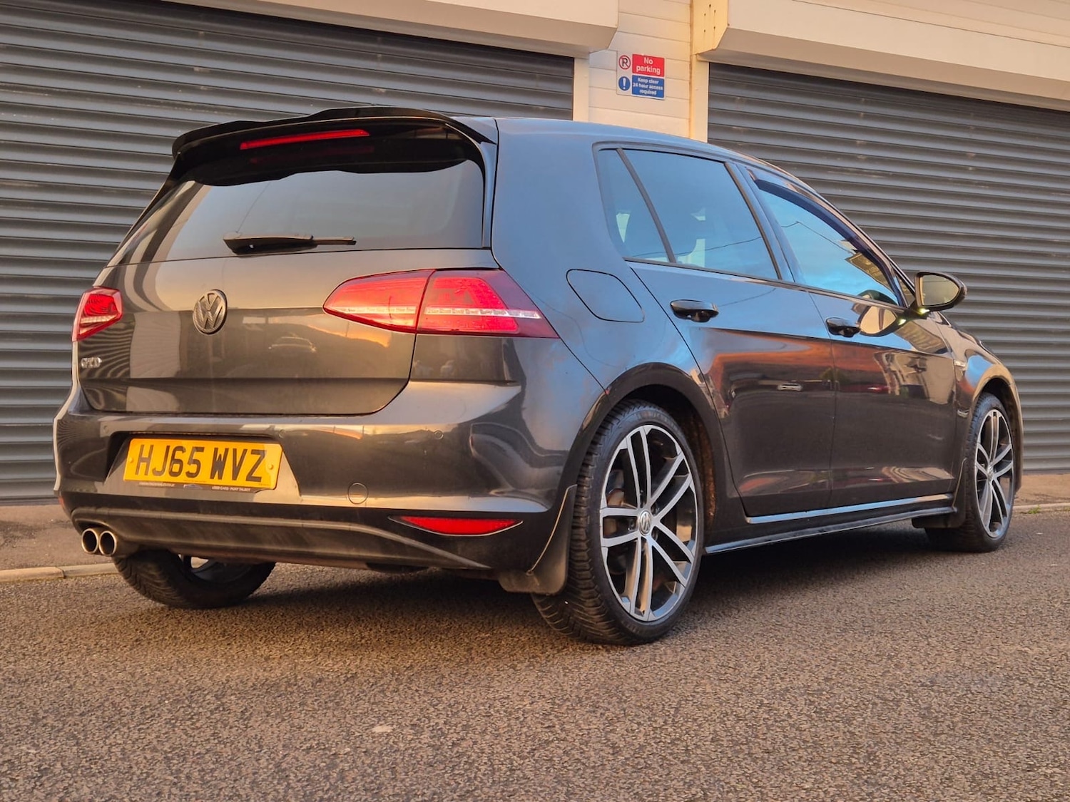 Used Volkswagen Golf 2015 for sale - 77025710: Photo 10