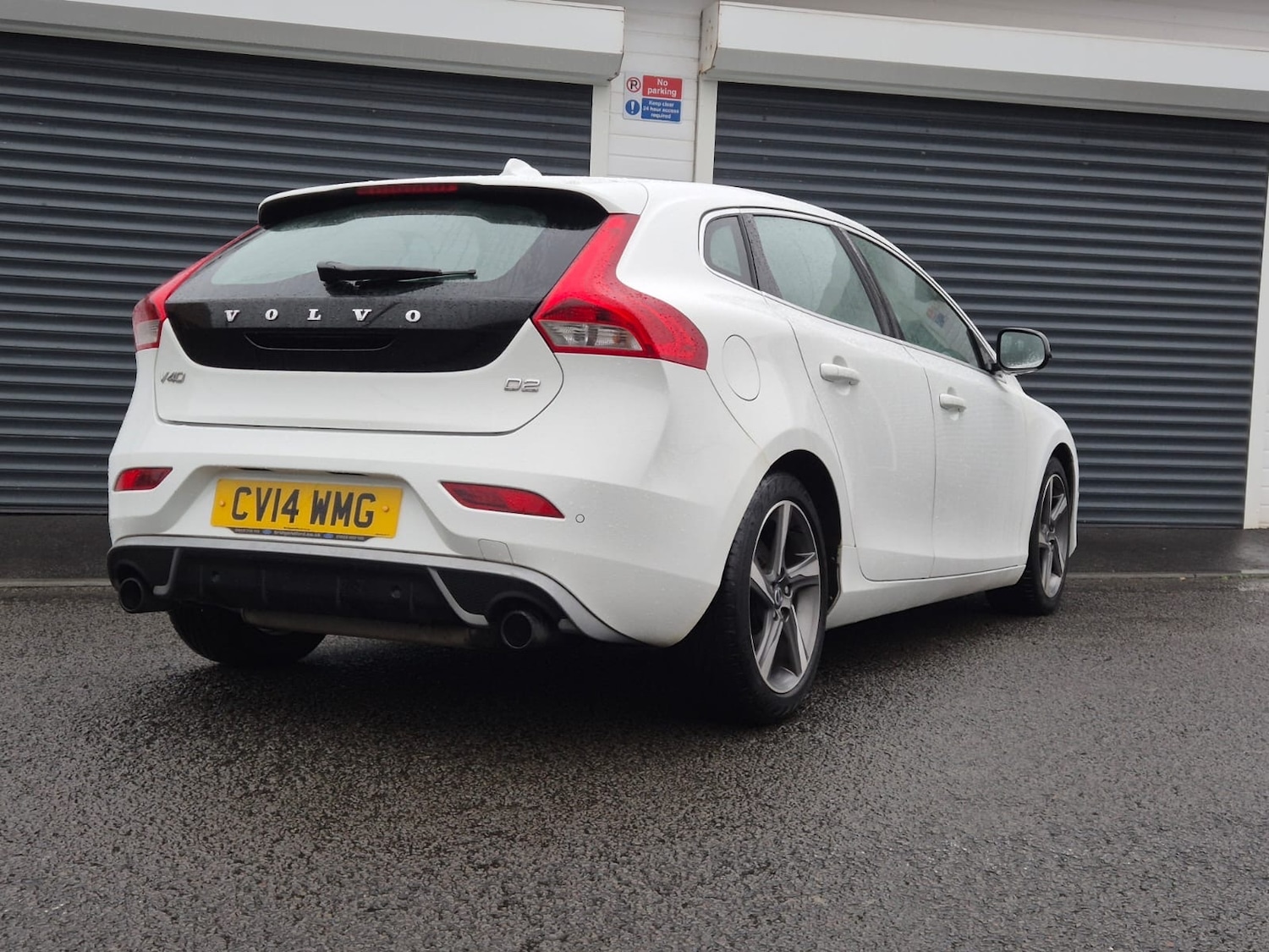 Used Volvo V40 2014 for sale - 76709801: Photo 10