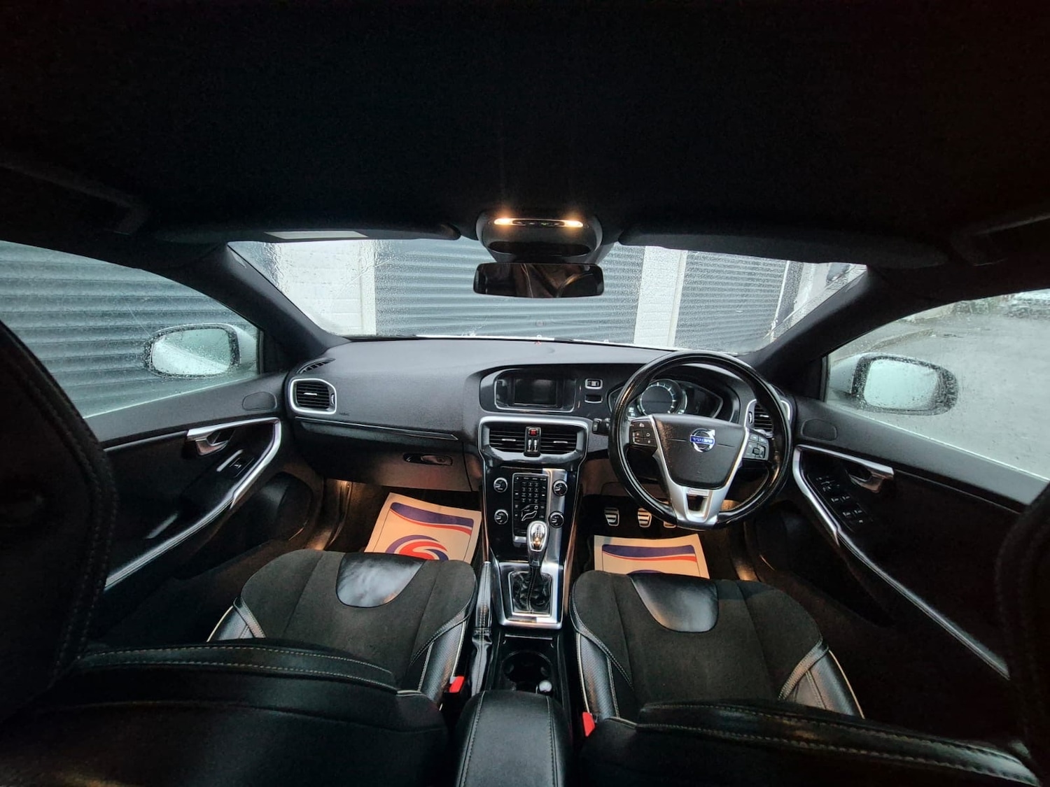 Used Volvo V40 2014 for sale - 76709801: Photo 12