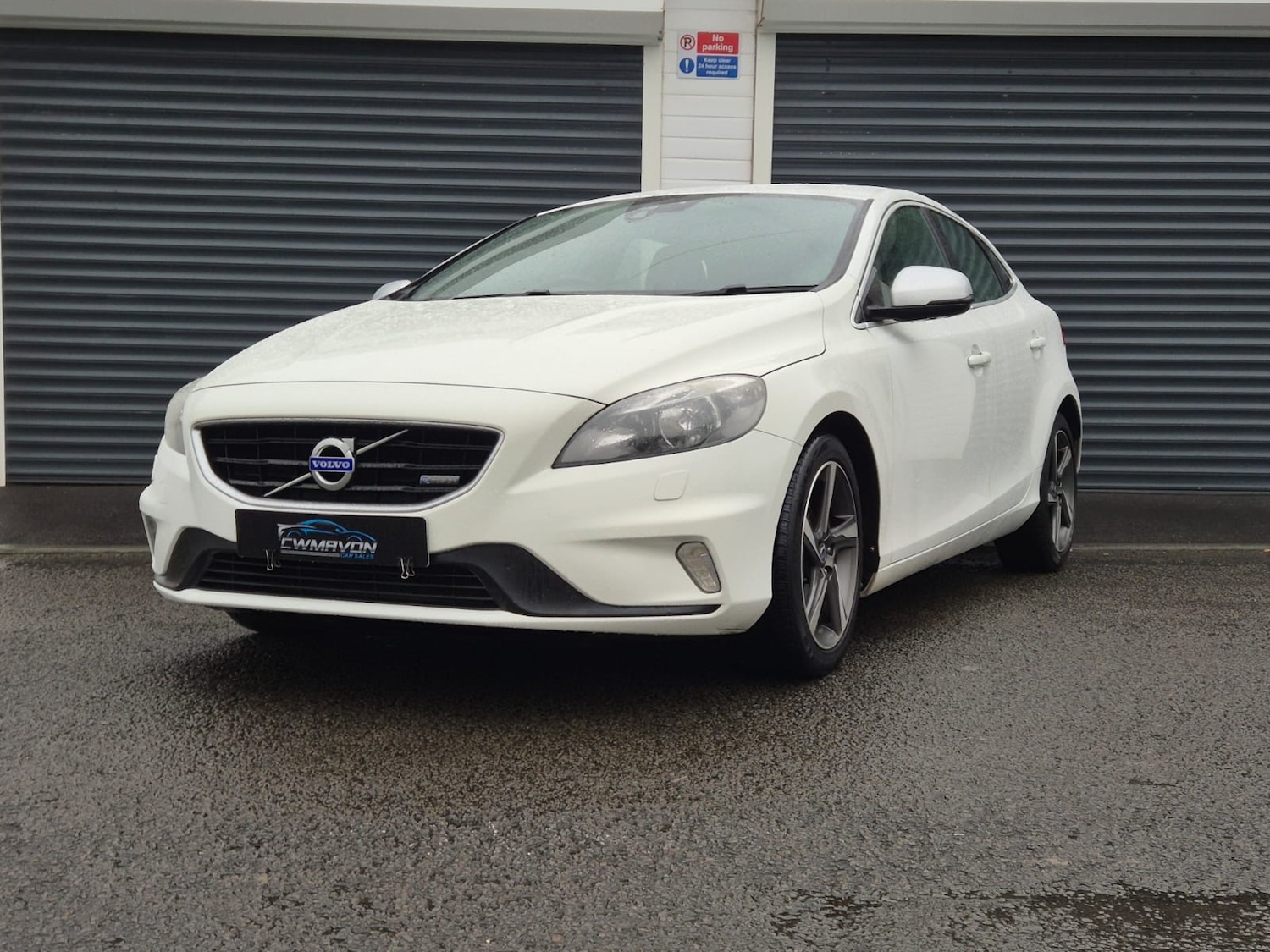 Used Volvo V40 2014 for sale - 76709801: Photo 5