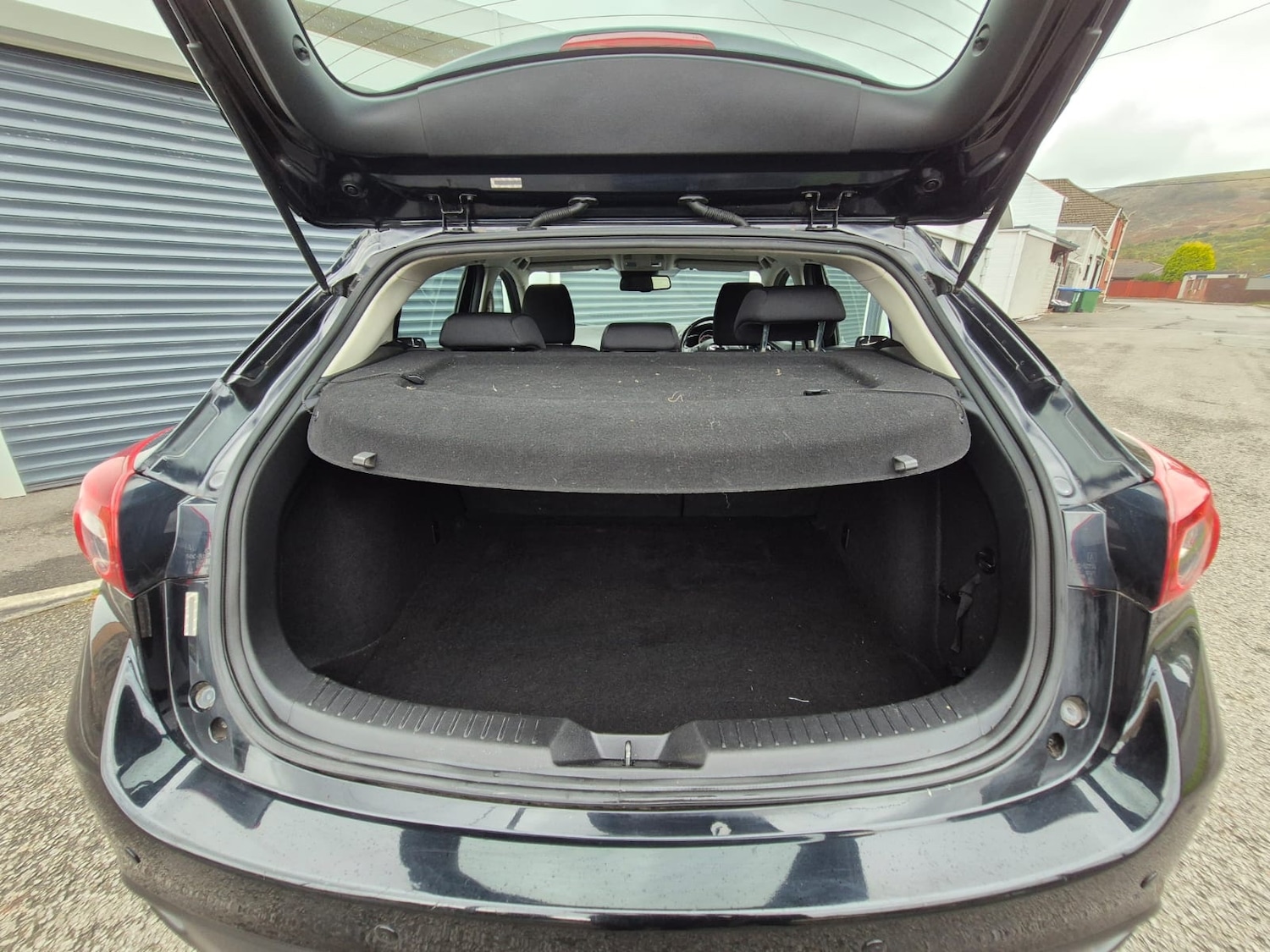 Used Mazda Mazda3 2014 for sale - 76196445: Photo 11