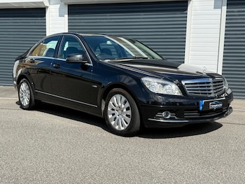Used Mercedes-Benz C-Class 2010 for sale - 75203200: Photo