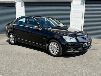 Used Mercedes-Benz C-Class 2010 for sale - 75203200: Photo