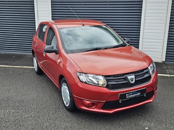 Used Dacia Sandero 2015 for sale - 78255243: Photo