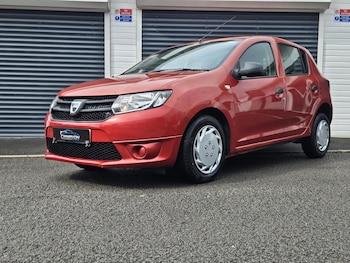 Used Dacia Sandero 2015 for sale - 78255243: Photo