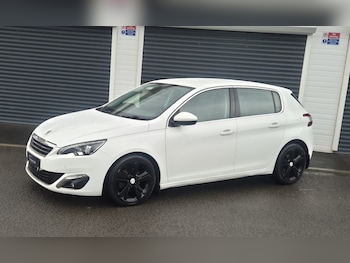 Used Peugeot 308 2014 for sale - 77506037: Photo