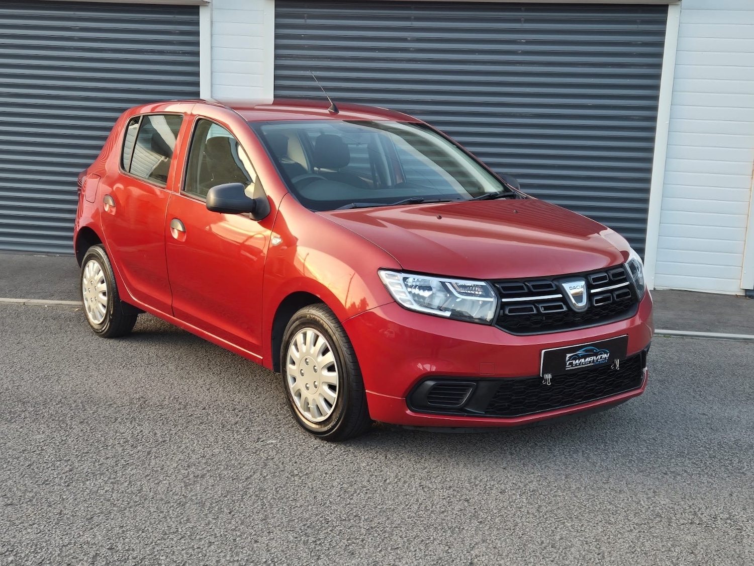 Used Dacia Sandero 2017 for sale - 76280616: Photo 1