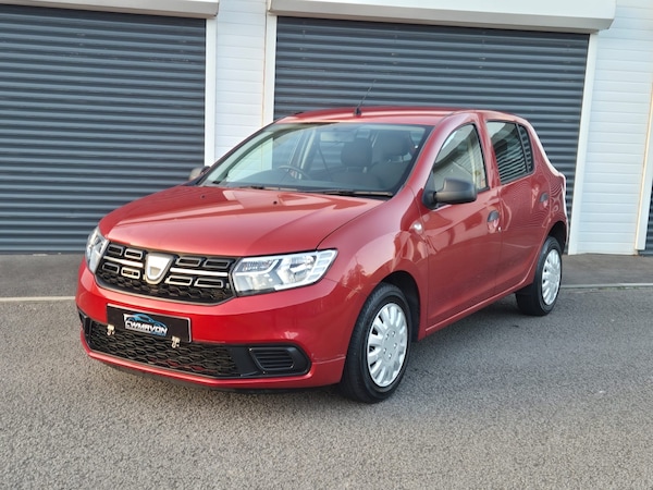 Used Dacia Sandero 2017 for sale - 76280616: Photo 4