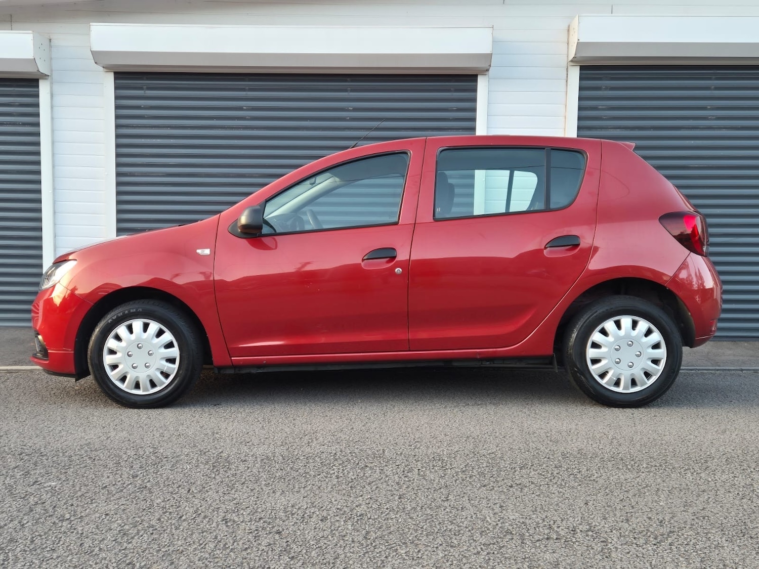 Used Dacia Sandero 2017 for sale - 76280616: Photo 8