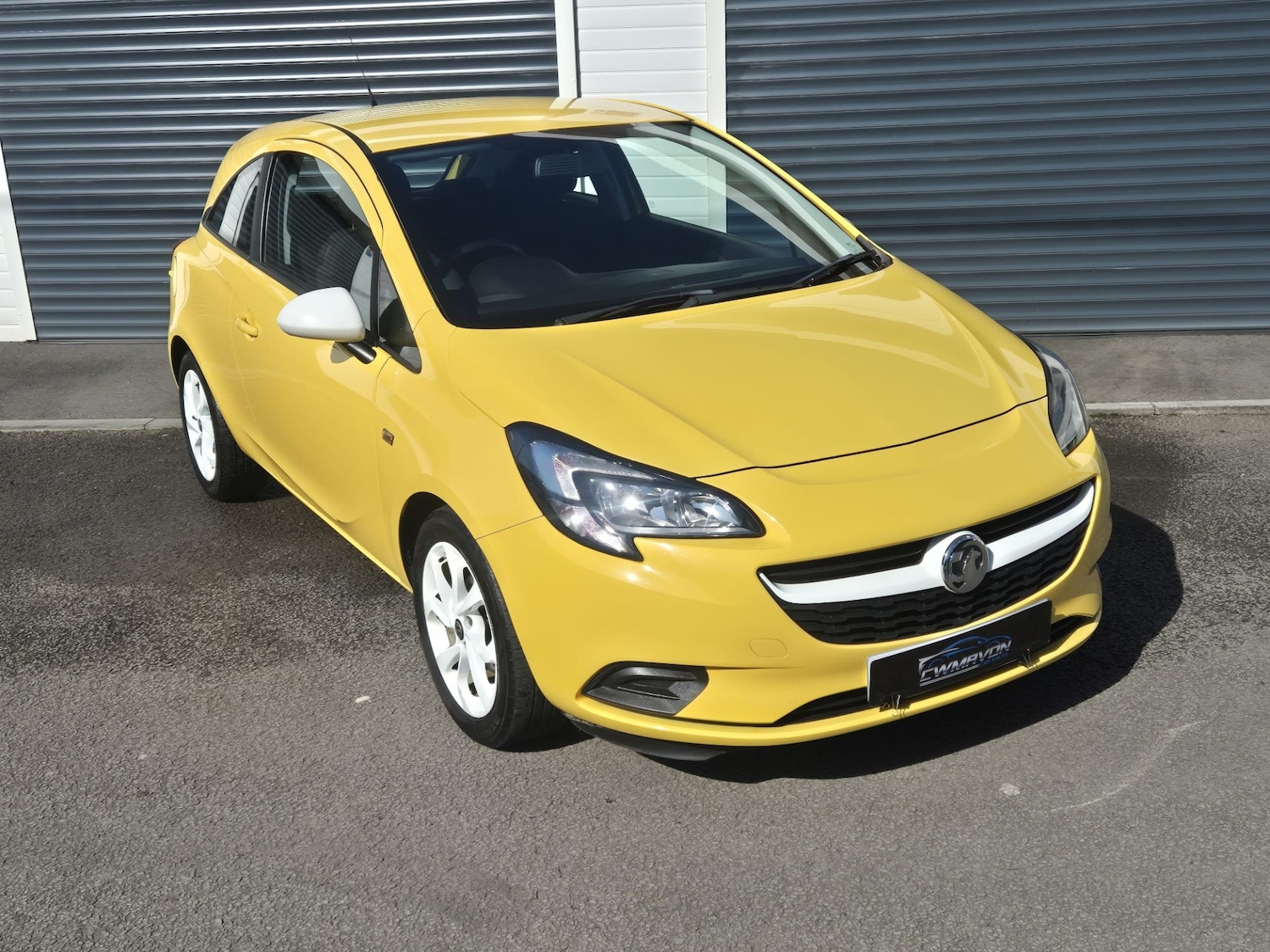 Used Vauxhall Corsa 2015 for sale - 77918786: Photo 3