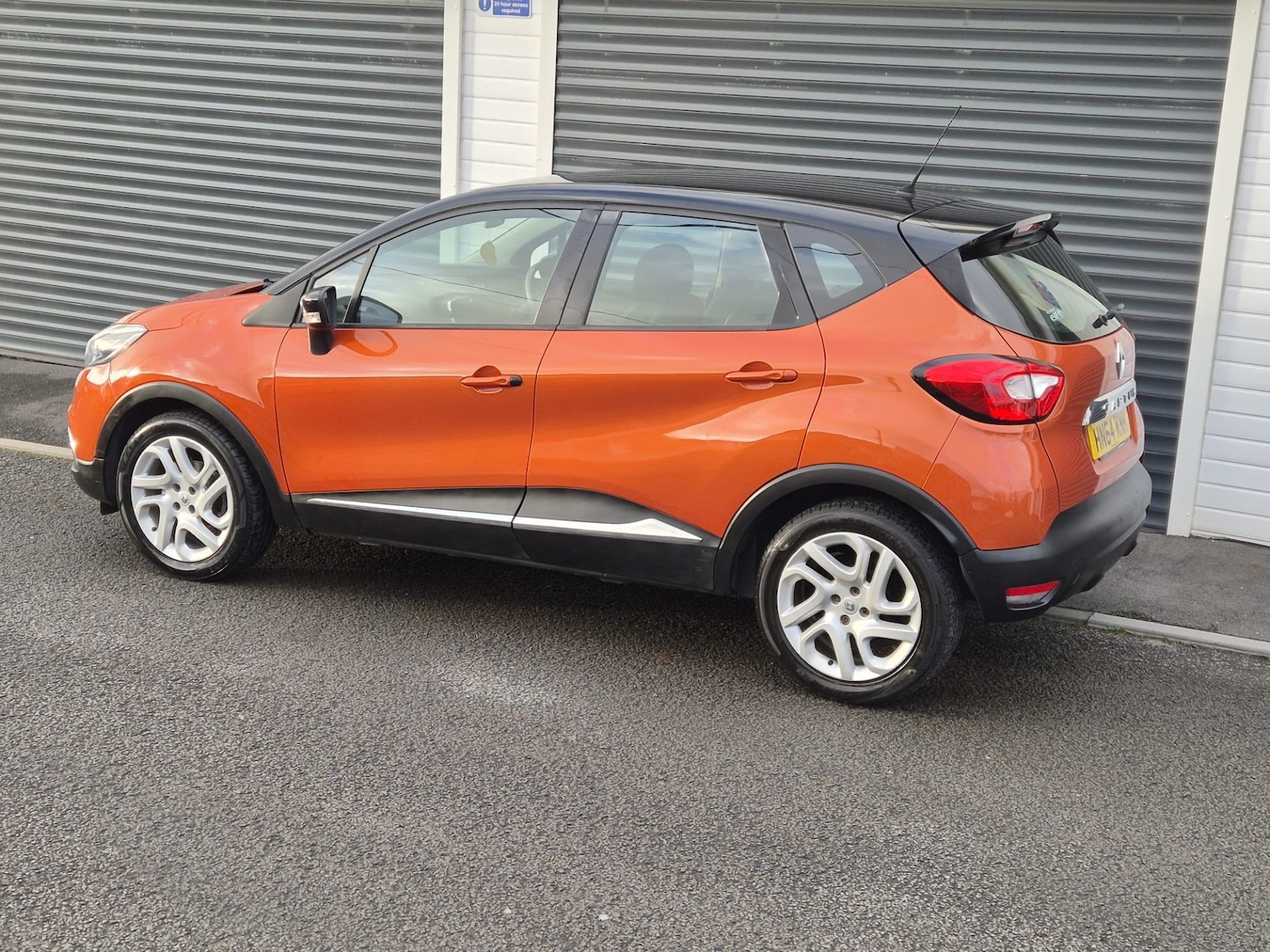 Used Renault Captur 2014 for sale - 76809299: Photo 9