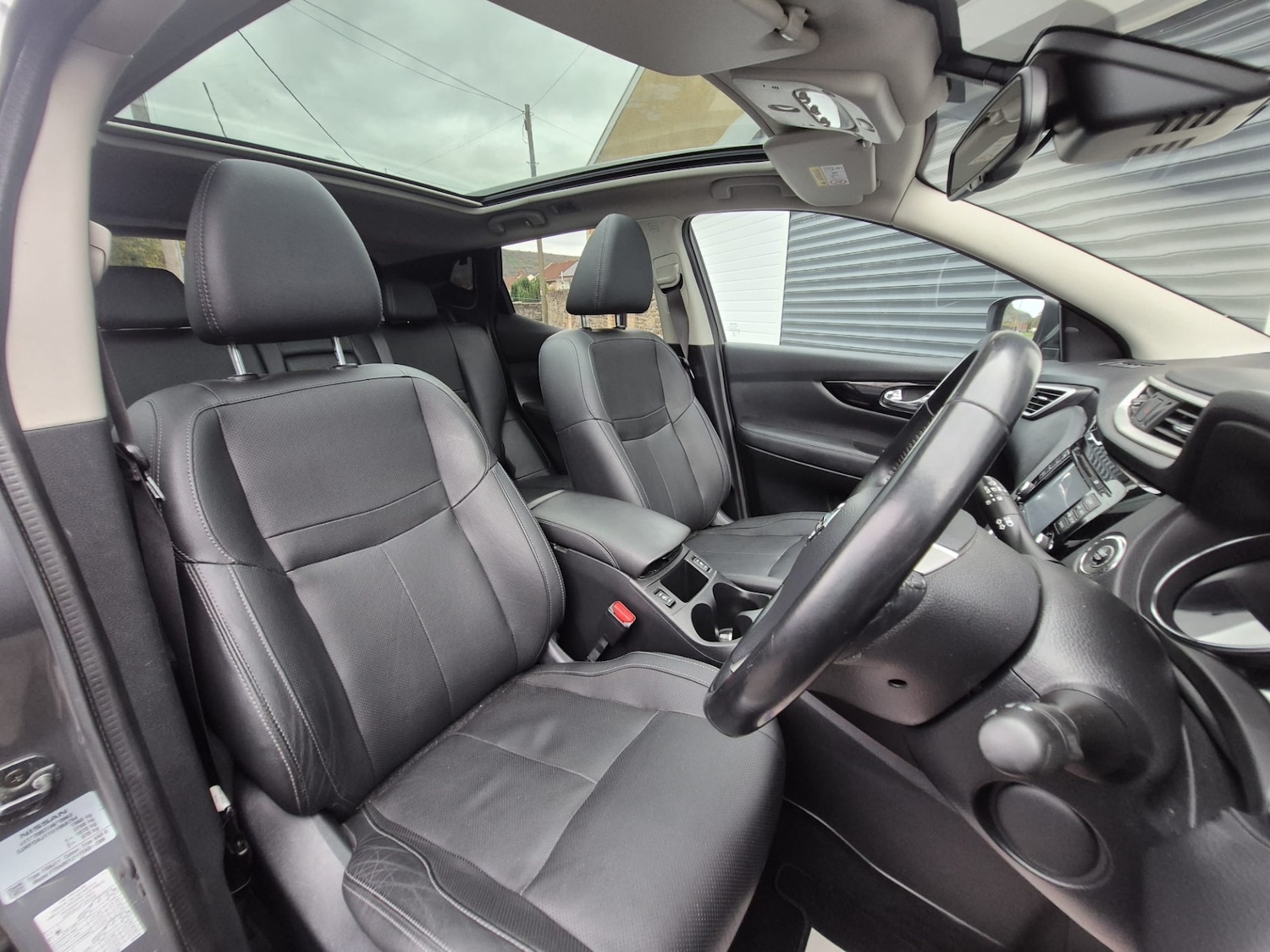 Used Nissan Qashqai 2014 for sale - 76344285: Photo 17