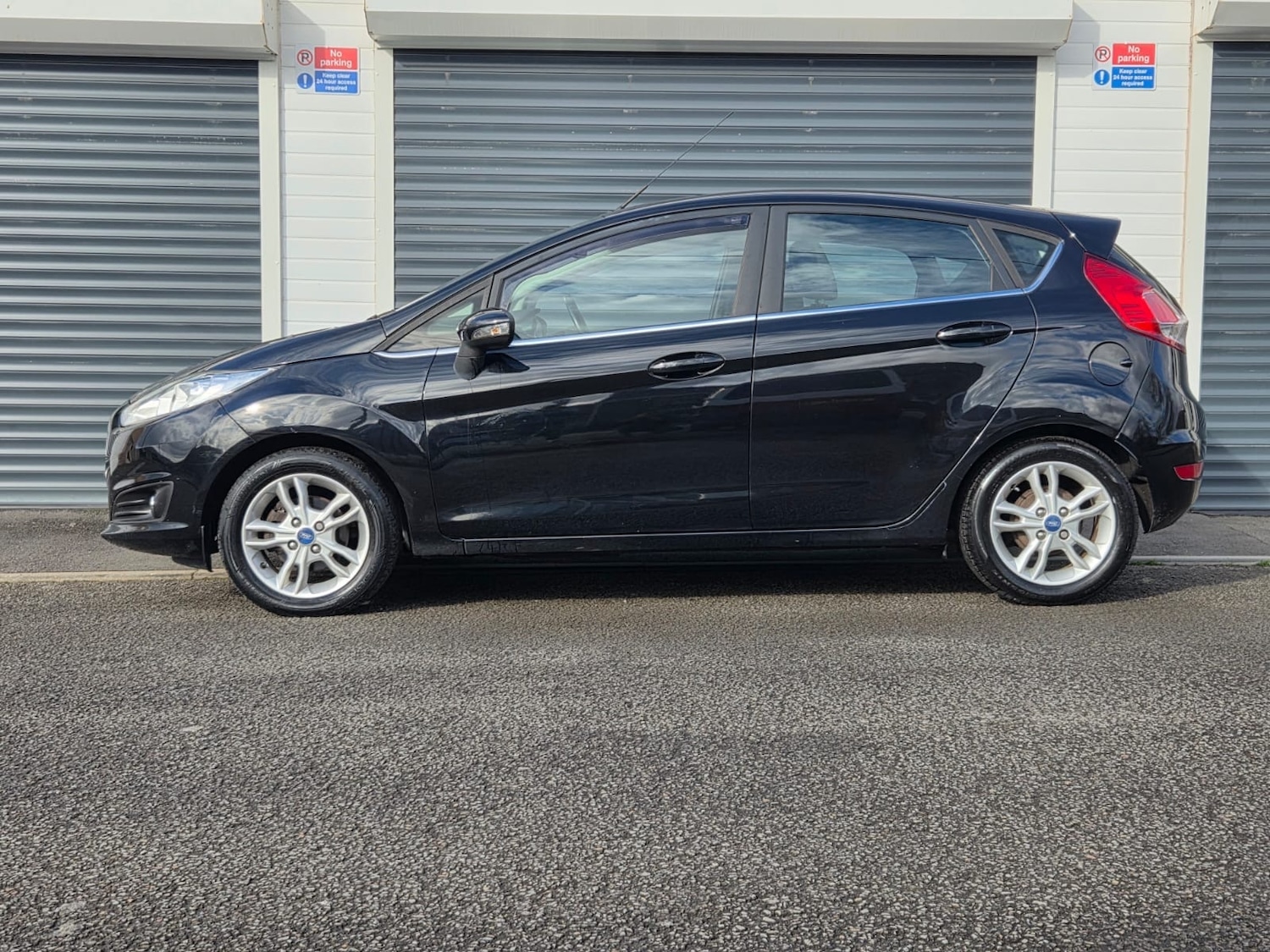 Used Ford Fiesta 2014 for sale - 77545475: Photo 9