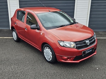 Used Dacia Sandero 2015 for sale - 79333541: Photo