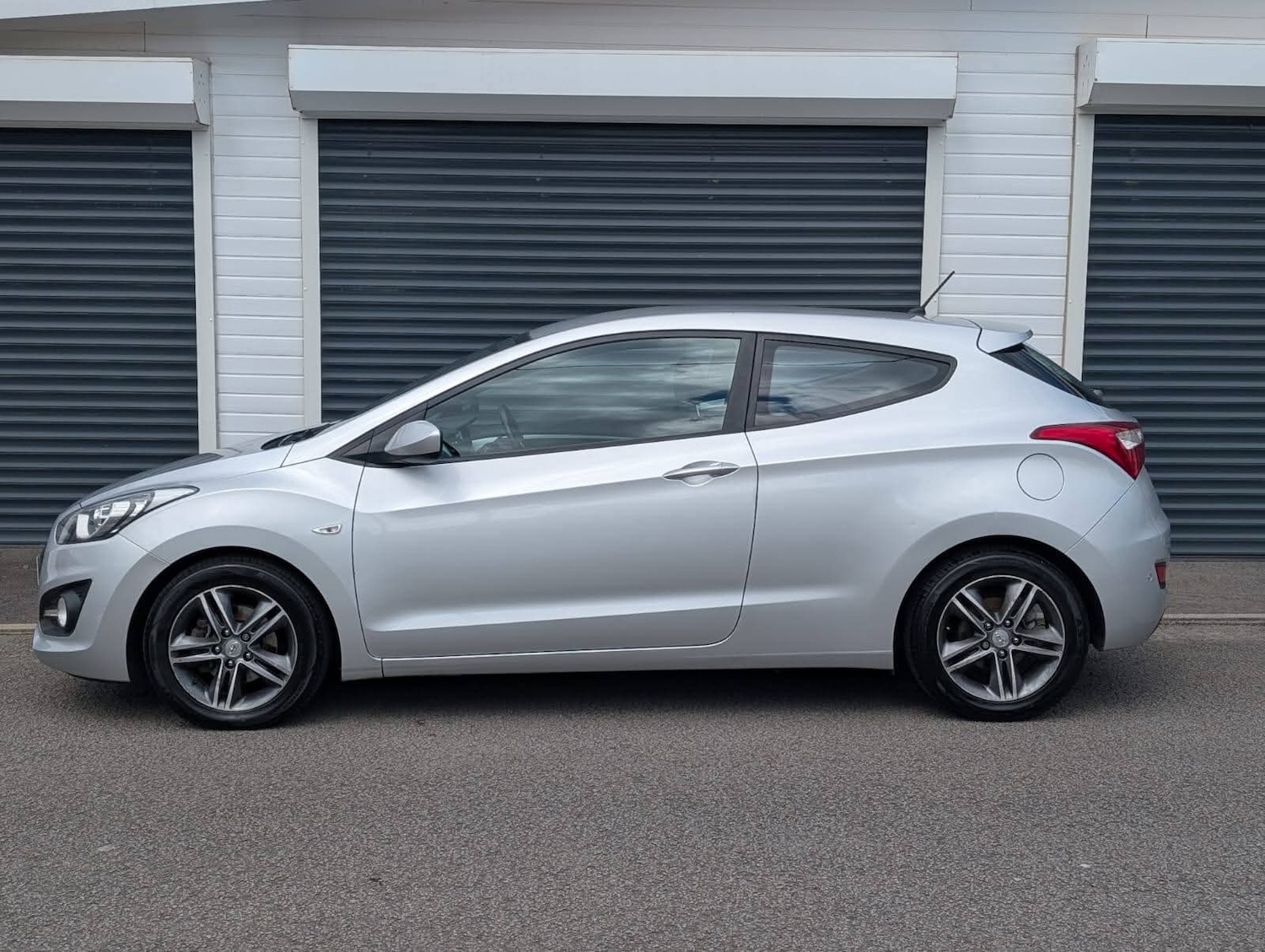 Used Hyundai i30 2013 for sale - 76490886: Photo 8