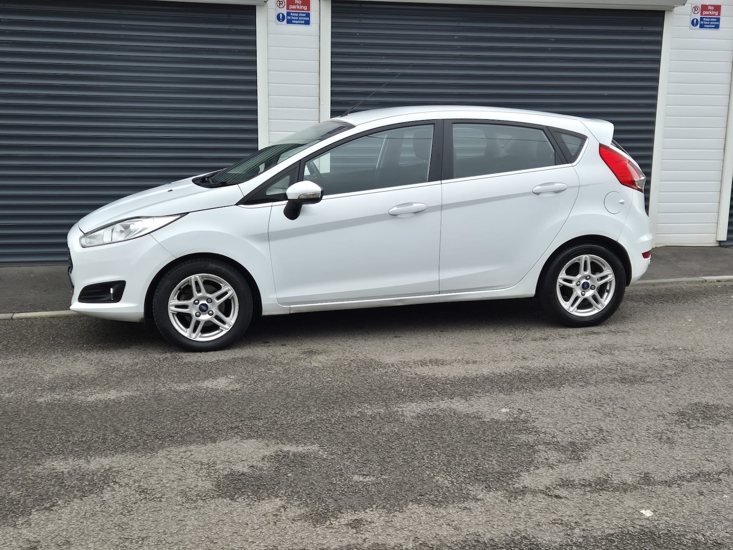 Used Ford Fiesta 2013 for sale - 77366849: Photo 8