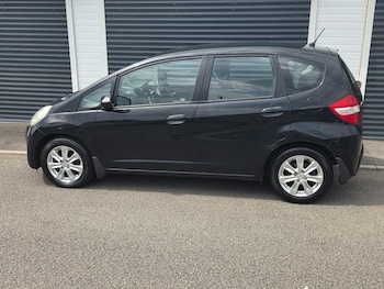 Used Honda Jazz 2012 for sale - 79023257: Photo